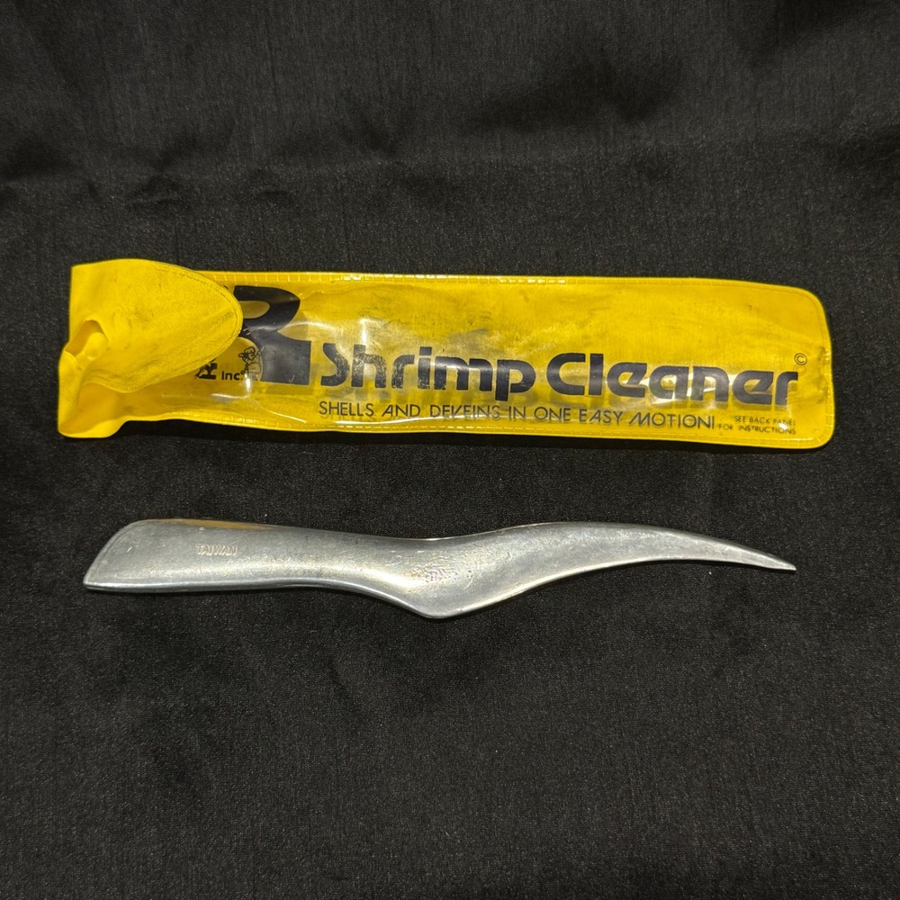 Vintage Rowoco #198 Shrimp Cleaner Sheller Deveiner Tool Metal w Yellow Sleeve